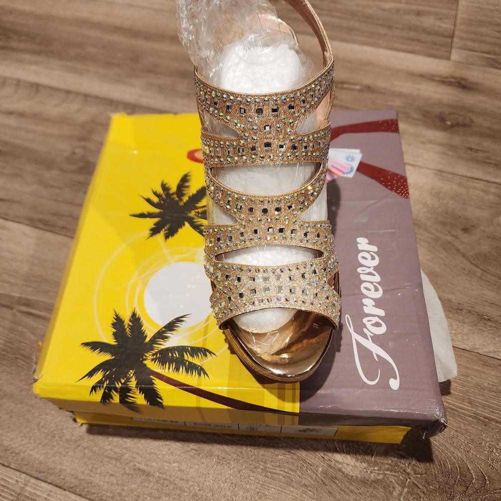 Forever Collectibles Gold Strappy Heels